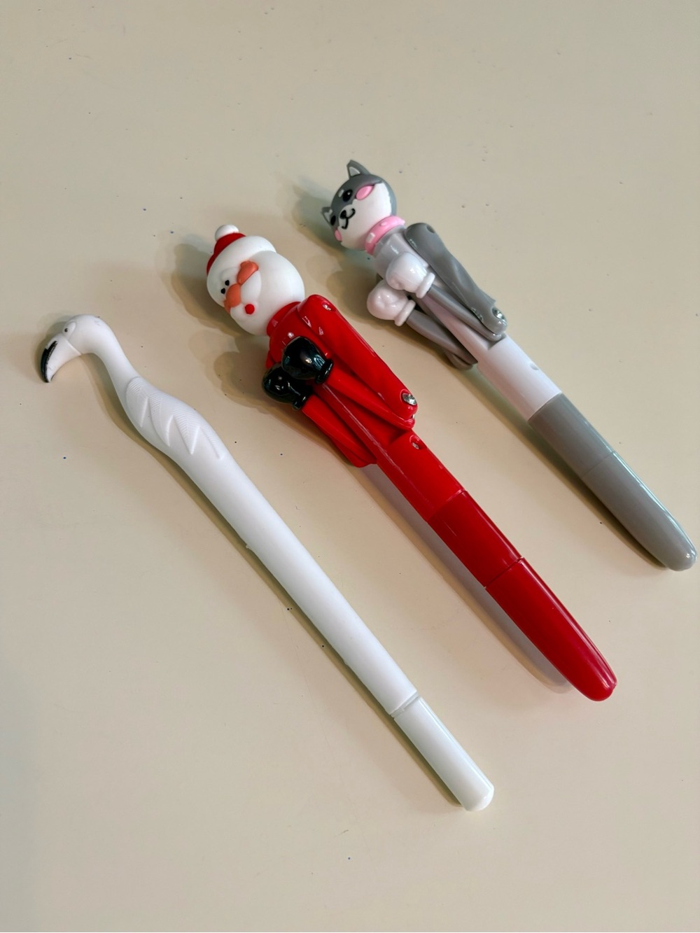 Pen Set of 3- New, Cat and Noel moves the arms